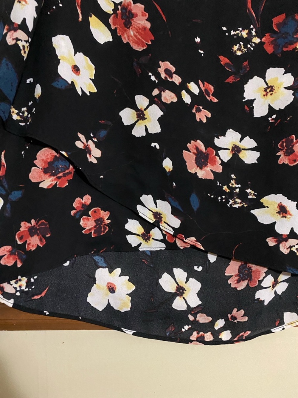 Chelsea & Theodore Black Floral Tunic with White and Coral Blooms - Picture 2 of 6